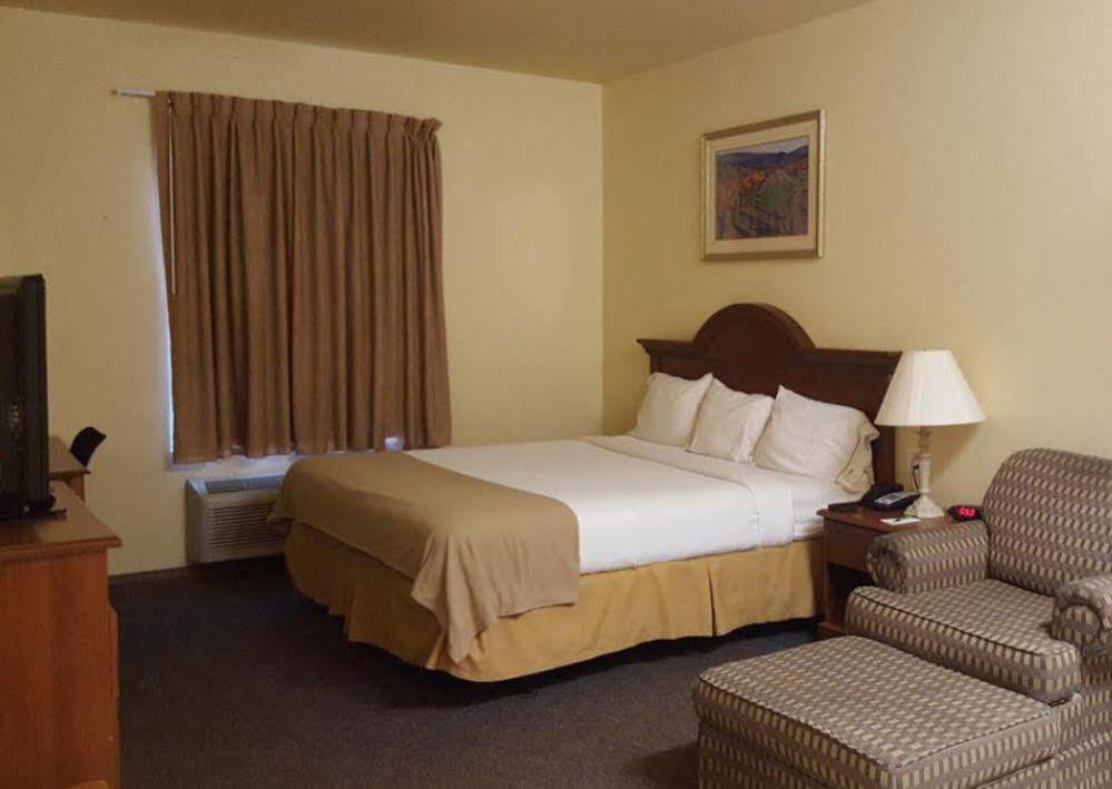 Reddy Hotel Plainview Eksteriør bilde